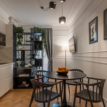 Toscana 2 - Fromhometorome Apartment Rome