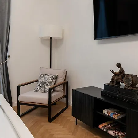 Toscana 2 - Fromhometorome Apartment