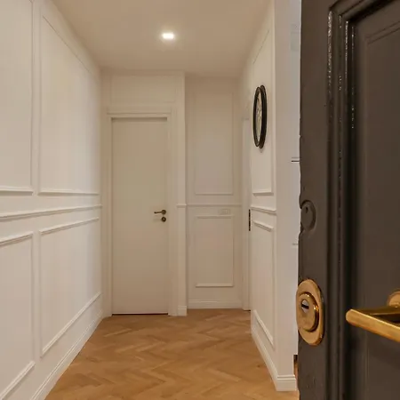 Toscana 2bis - Fromhometorome Apartamento