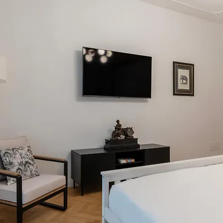 Toscana 2bis - Fromhometorome Apartamento *