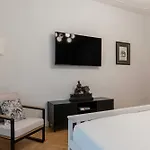 Toscana 2bis - Fromhometorome Apartment *